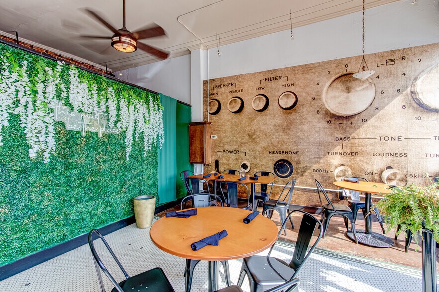 More Photos Of 215 10th St, Augusta General Retail For Sale