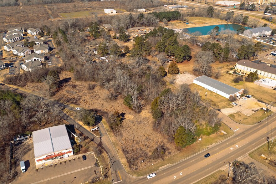 More Photos Of 594 Pearson Rd, Pearl Land For Sale