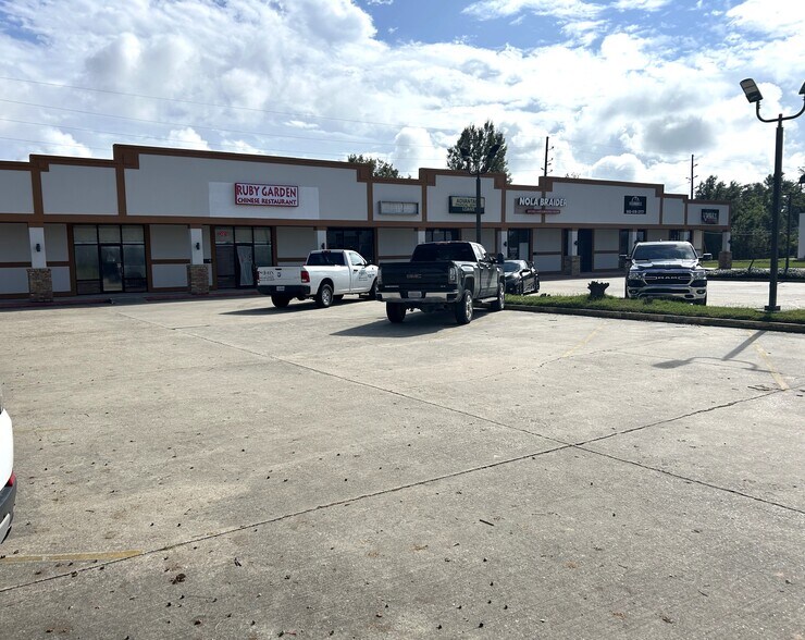 More Photos Of 3101 New Highway 51, La Place Unknown For Lease