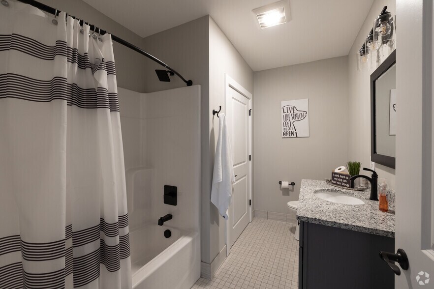 More Photos Of 271-277 State St, Schenectady Apartments For Lease