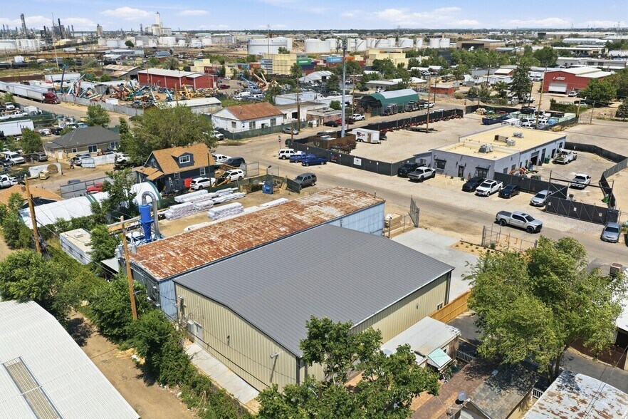 More Photos Of 5275 Adams St, Denver Warehouse For Lease
