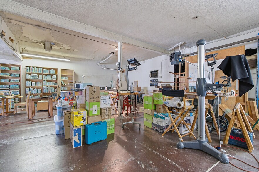 More Photos Of 5390-5396 Alhambra Ave, Los Angeles Light Manufacturing For Sale