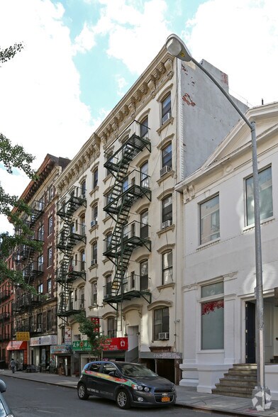 More Photos Of 125 Elizabeth St, New York Apartments For Lease