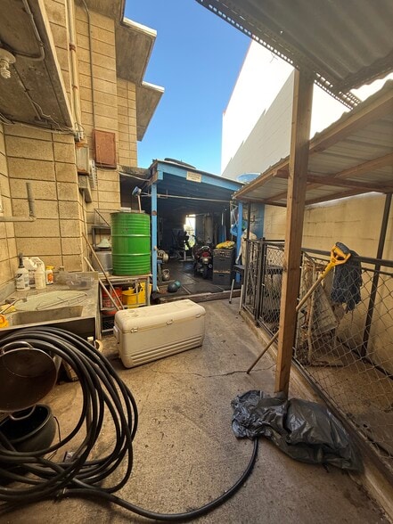 More Photos Of 2135 Bannister Pl, Honolulu Multifamily For Sale