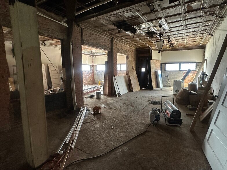 More Photos Of 11239 Superior Ave, Cleveland General Retail For Sale