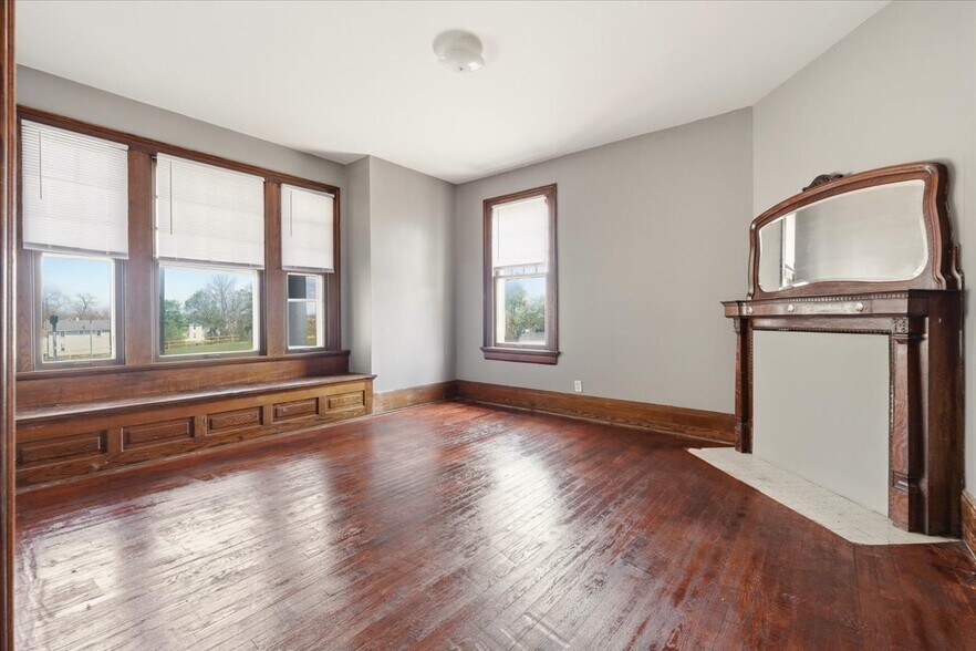 More Photos Of 283 Park Ave W, Mansfield Apartments For Sale