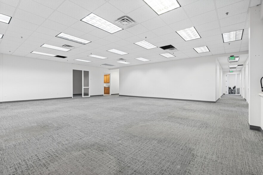 More Photos Of 1365 W Business Park Dr, Orem Office For Lease
