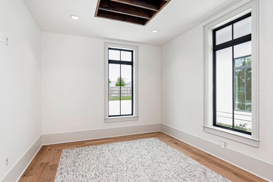 More Photos Of 10315 Jefferson Hwy, Baton Rouge Loft Creative Space For Lease