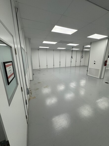 More Photos Of 190 E San Antonio Dr, King City Industrial For Sale