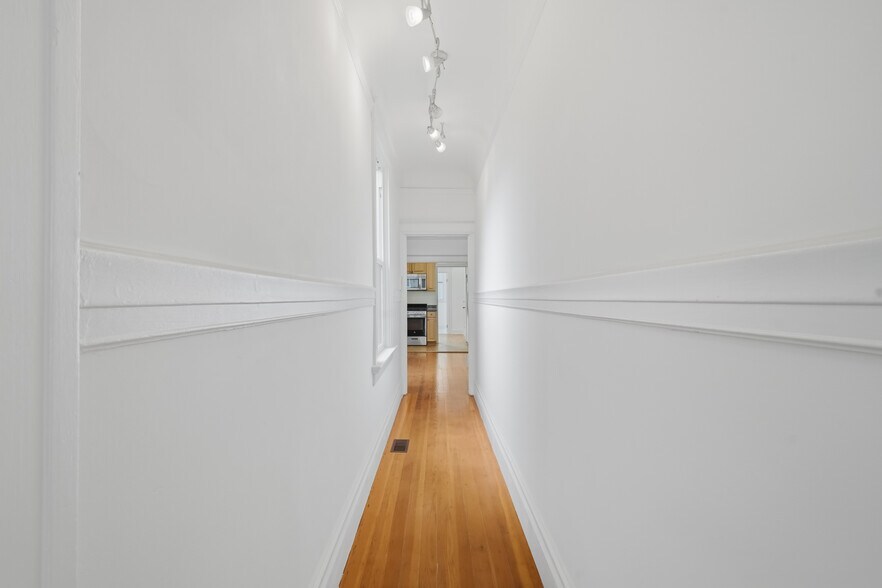 More Photos Of 561 Minna St, San Francisco Multifamily For Sale