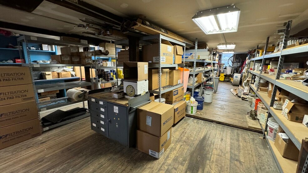 More Photos Of 309 S Main St, Phillipsburg Office For Sale