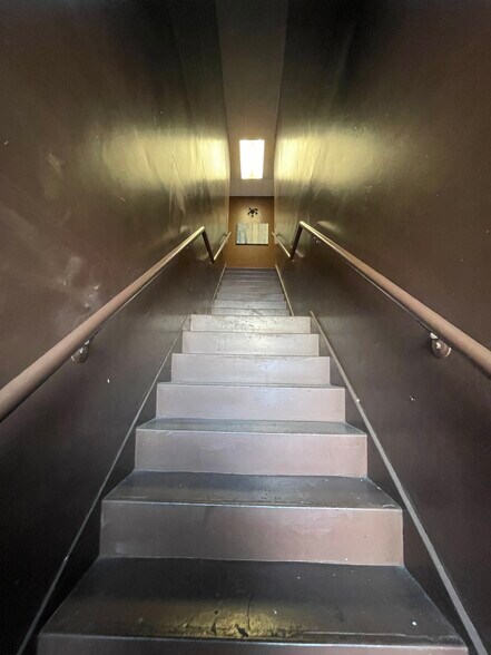 More Photos Of 148-11 175th St, Jamaica Storefront Retail Office For Sale