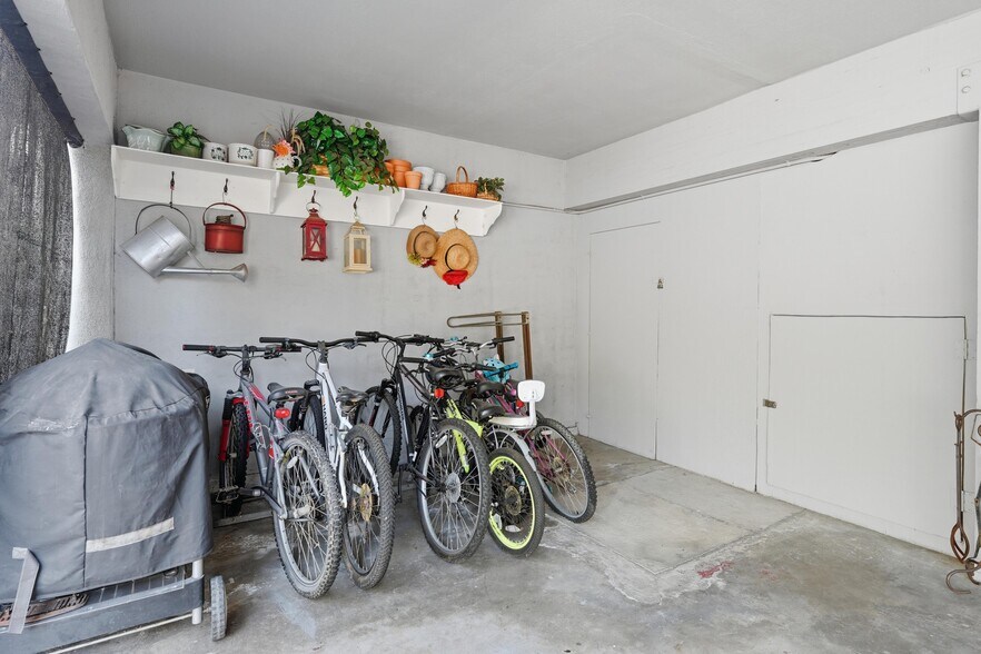 More Photos Of 13112 Carriage Rd, Poway Apartments For Sale