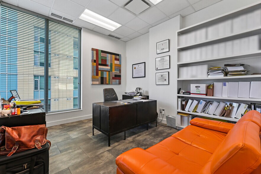 More Photos Of 888 4th Ave SW, Calgary Office For Sale