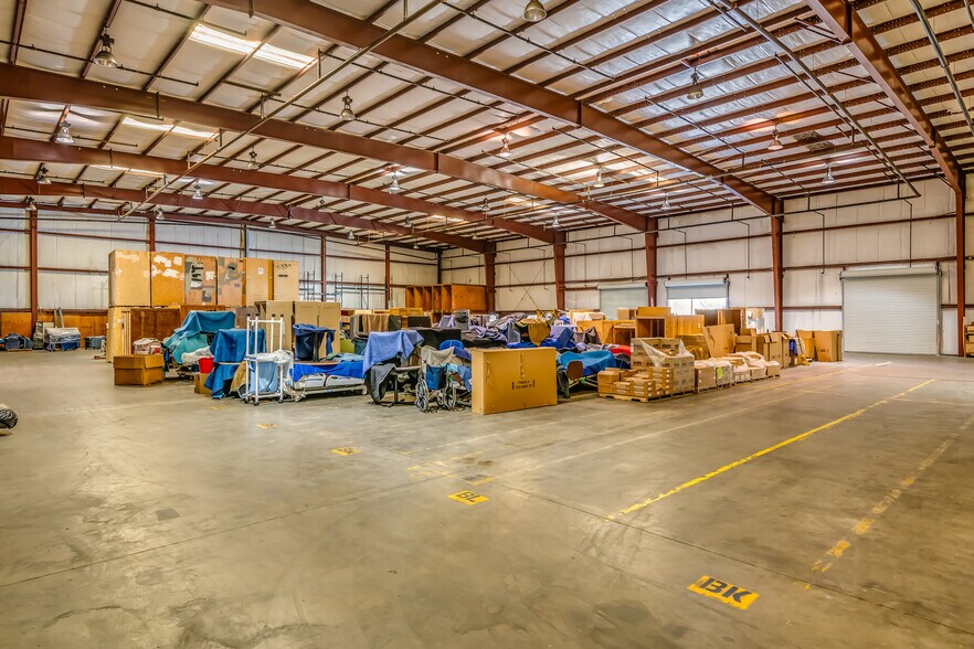 More Photos Of 301 20th Ave, Columbus Warehouse For Sale