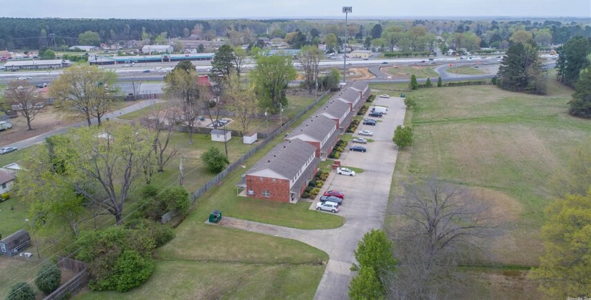 More Photos Of 900 Madden Rd, Jacksonville Apartments For Sale