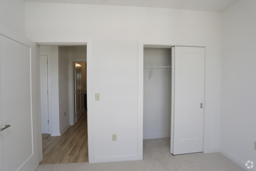 More Photos Of 174 E Main St, Spartanburg Apartments For Lease