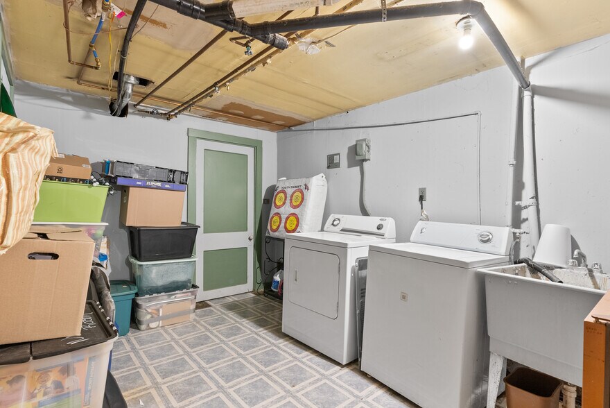 More Photos Of 621 N Halleck St, Demotte Religious Facility For Sale