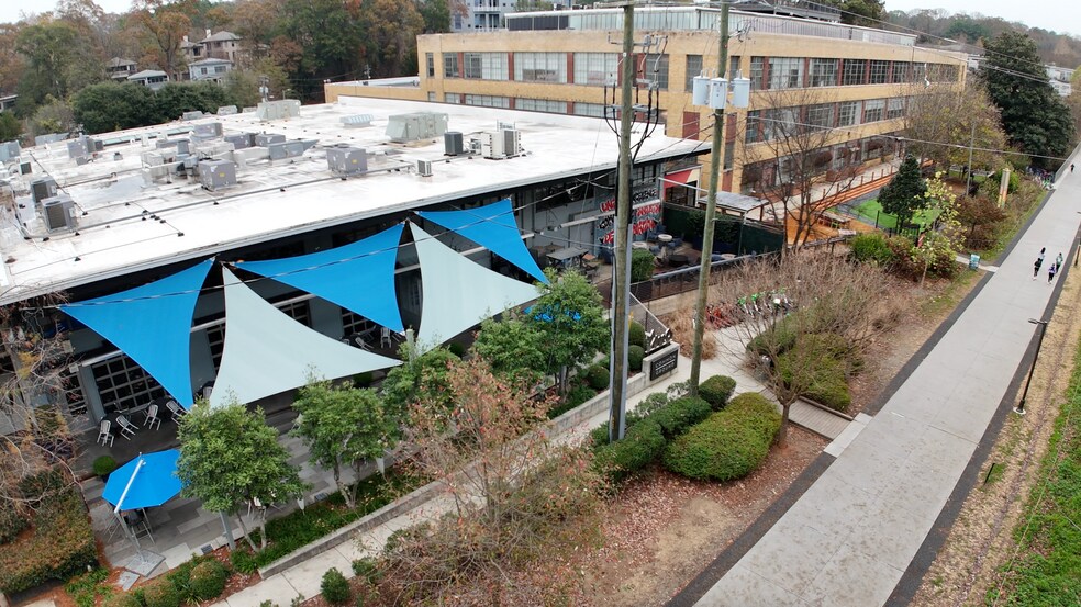More Photos Of 550 Somerset Ter NE, Atlanta Storefront For Lease