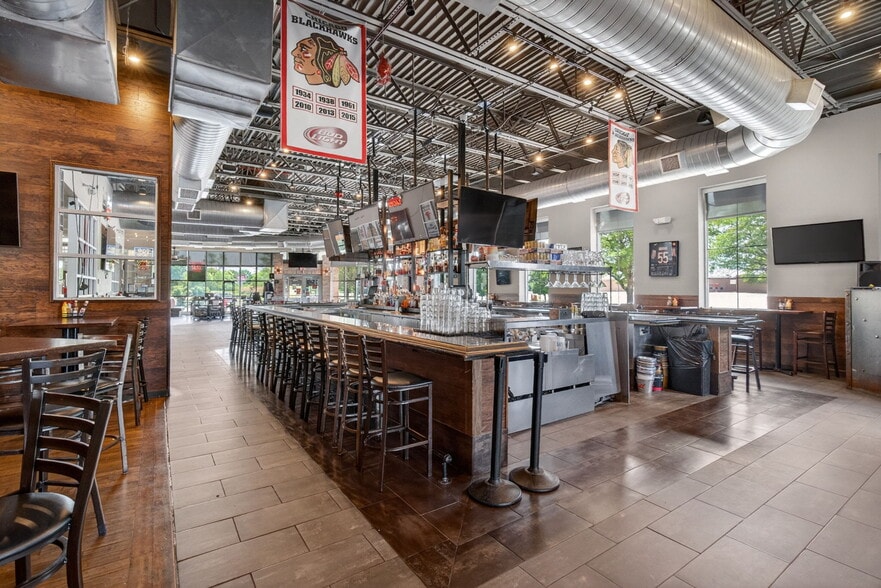 More Photos Of 3151 Voyager Ln, Joliet Restaurant For Sale