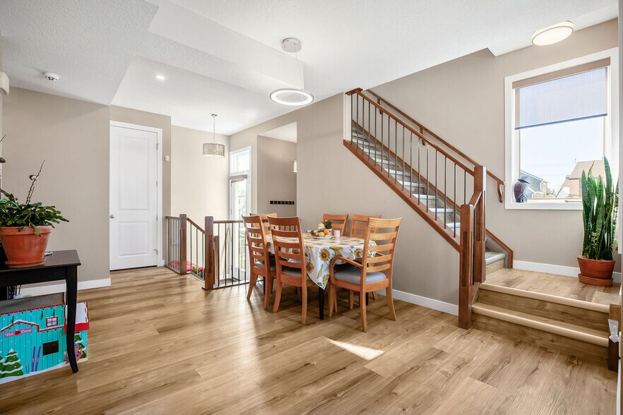 More Photos Of 2226 Westmount Rd NW, Calgary Apartments For Sale