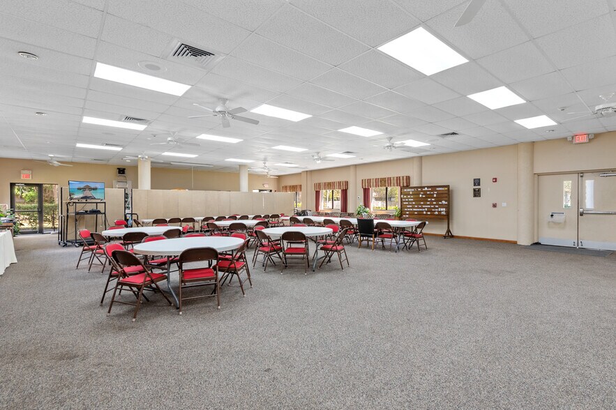 More Photos Of 7875 W McNab Rd, Tamarac Religious Facility For Sale