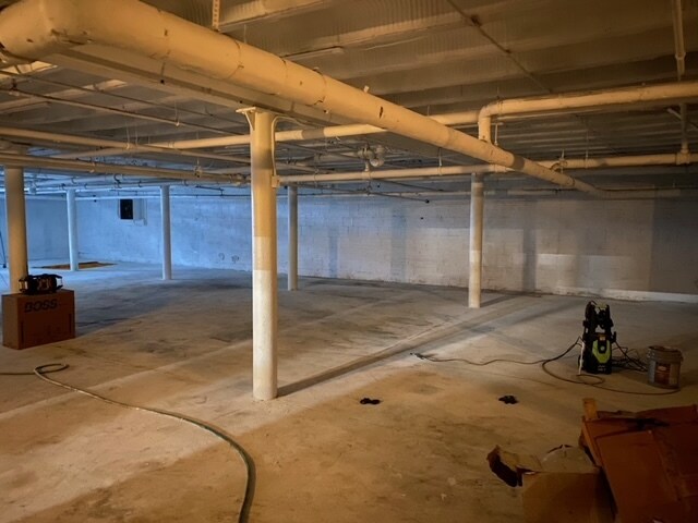 More Photos Of 5041-5047 N Western Ave, Chicago Flex For Lease