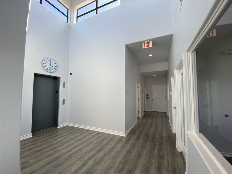 More Photos Of 16201 Dodd St, Volente Coworking Space