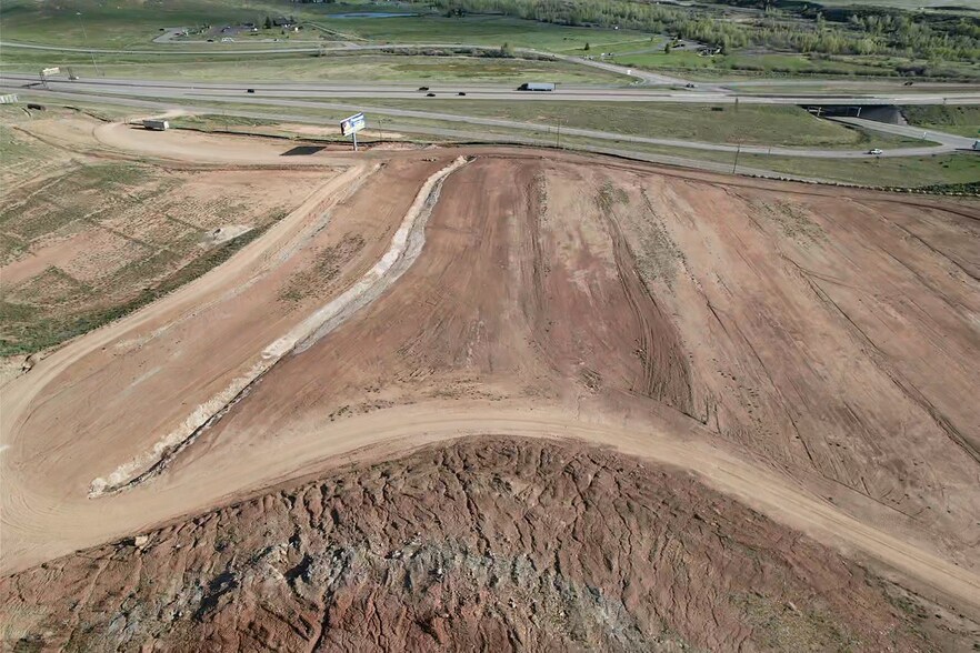 More Photos Of NWC East Service Rd @ Sage Industrial Rd, Evanston Specialty For Sale