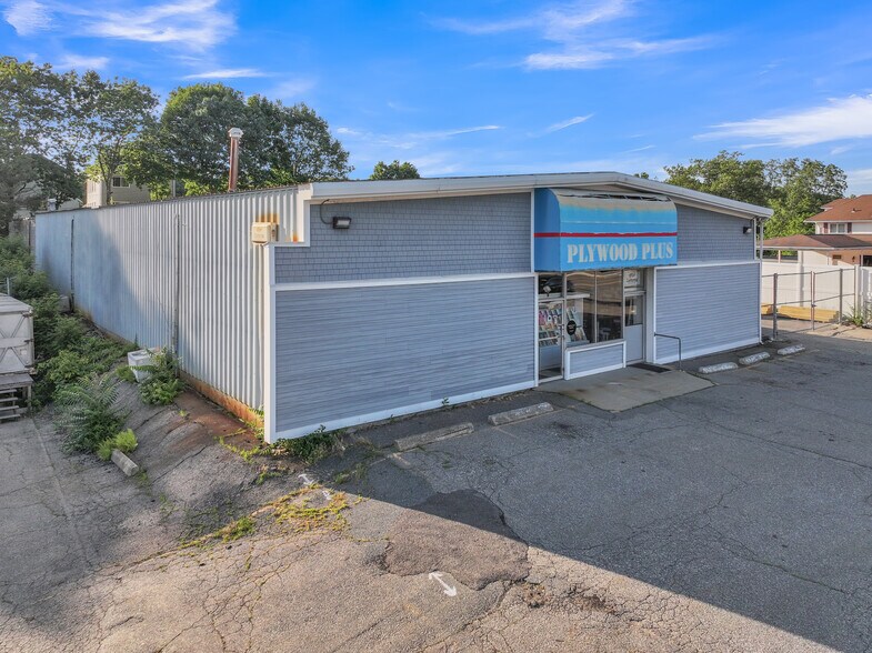 More Photos Of 600 Park Ave, Worcester Storefront For Sale