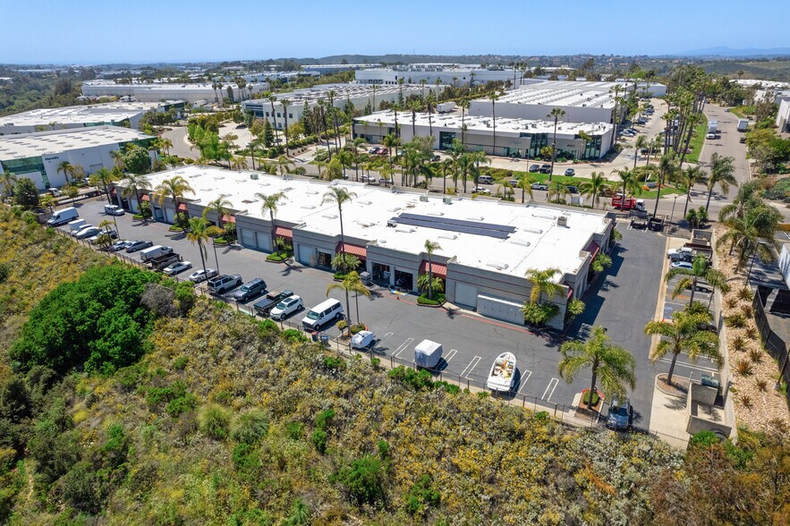 More Photos Of 2588 Progress St, Vista Service For Lease