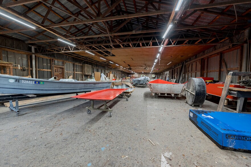 More Photos Of 2856 NE 187th St, Starke Manufacturing For Sale