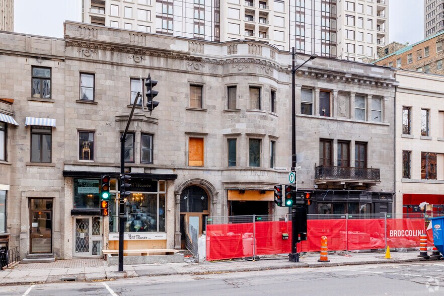 More Photos Of 1494 Rue Sherbrooke O, Montréal Storefront Retail Office For Sale