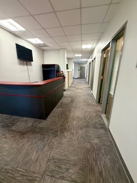 More Photos Of 6440 Atlantic Blvd, Jacksonville Office For Lease
