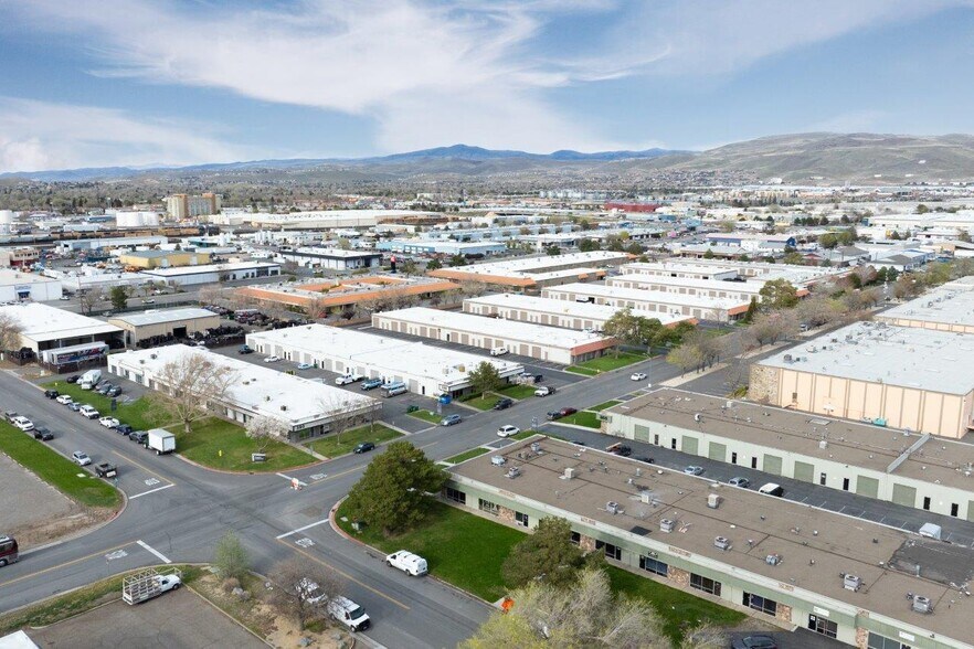 More Photos Of 360 Freeport Blvd, Sparks Warehouse For Lease