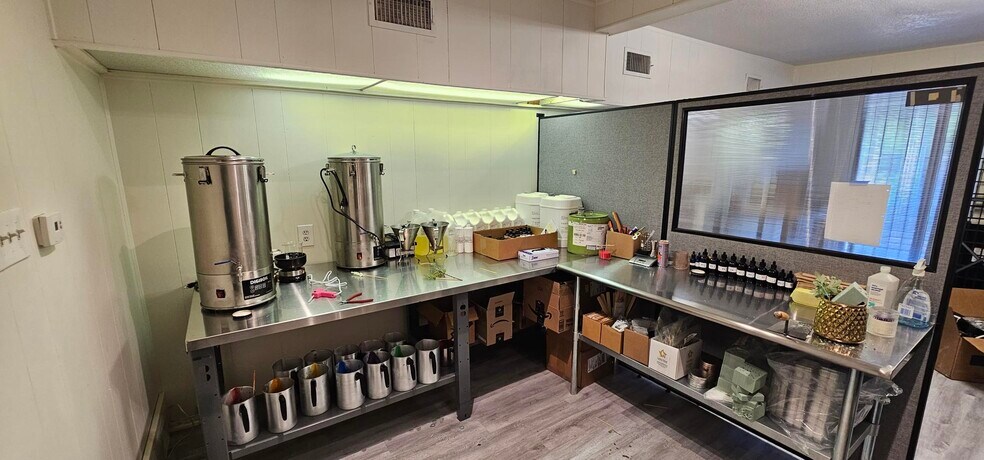 More Photos Of 4209 Broadway Ave, Haltom City Loft Creative Space For Sale
