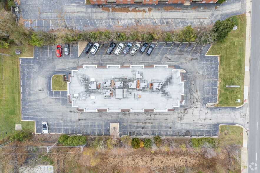 More Photos Of 519 N Cass Ave, Westmont Medical For Lease