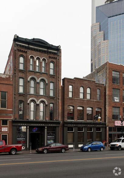 More Photos Of 408 Broadway, Nashville Storefront For Sale