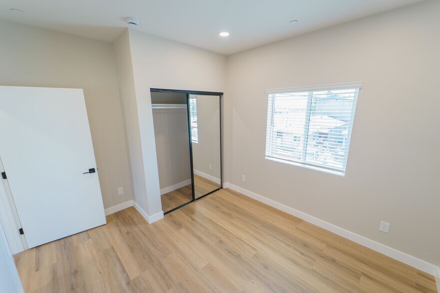 More Photos Of 3363 A St, San Diego Apartments For Sale