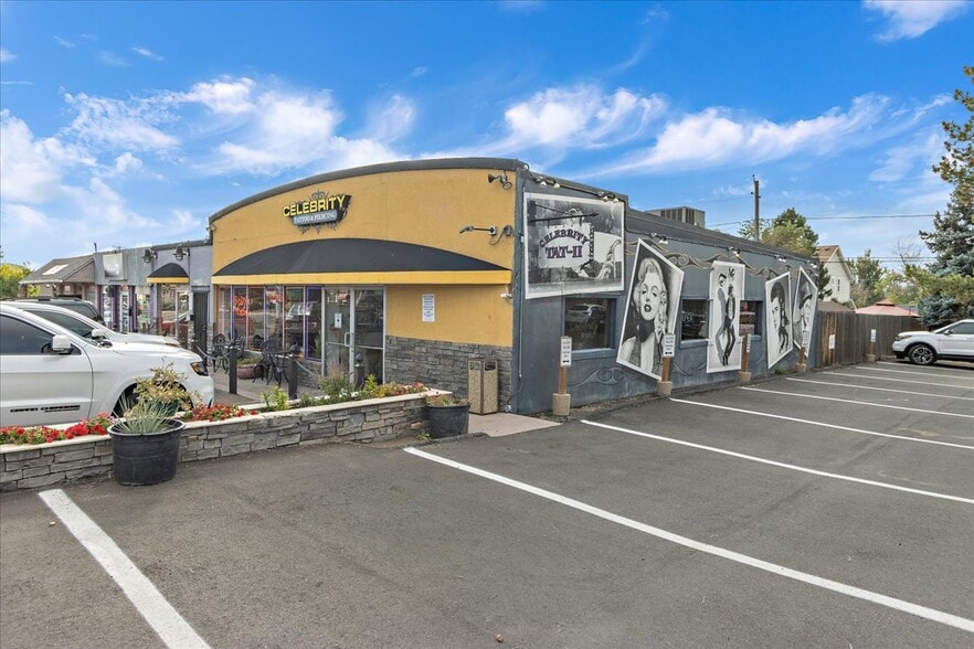 More Photos Of 11712 W Colfax Ave, Lakewood Freestanding For Lease