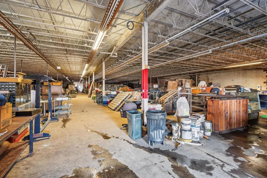 More Photos Of 113 Aileen Rd, Flint Hill Warehouse For Sale