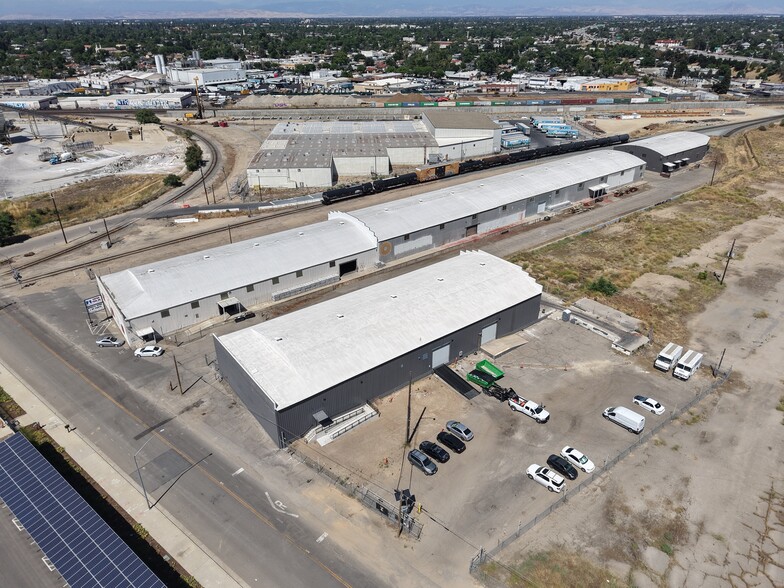 More Photos Of 210-284 N Thorne Ave, Fresno Warehouse For Sale