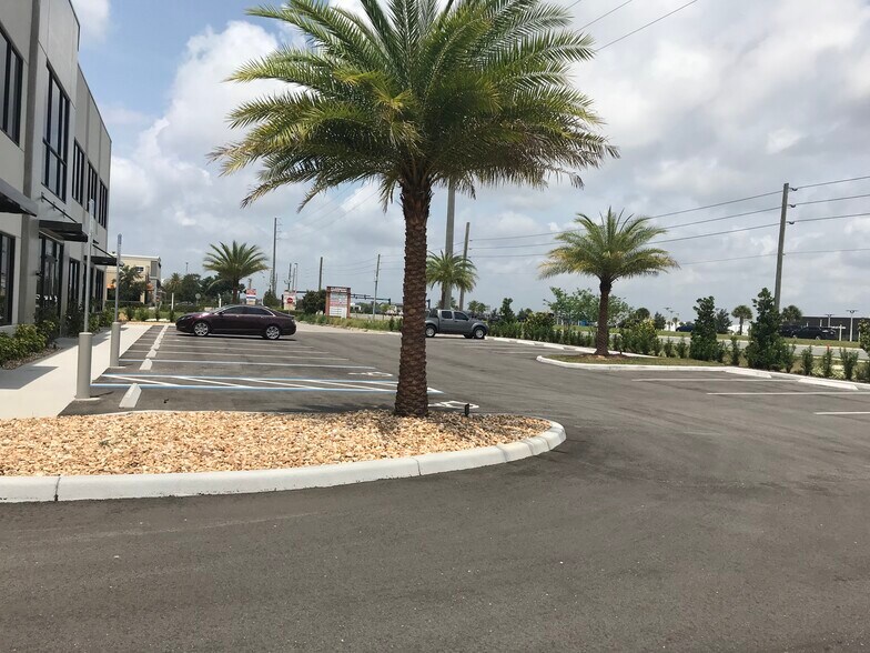 More Photos Of 17410 E Highway 50, Clermont Medical For Lease