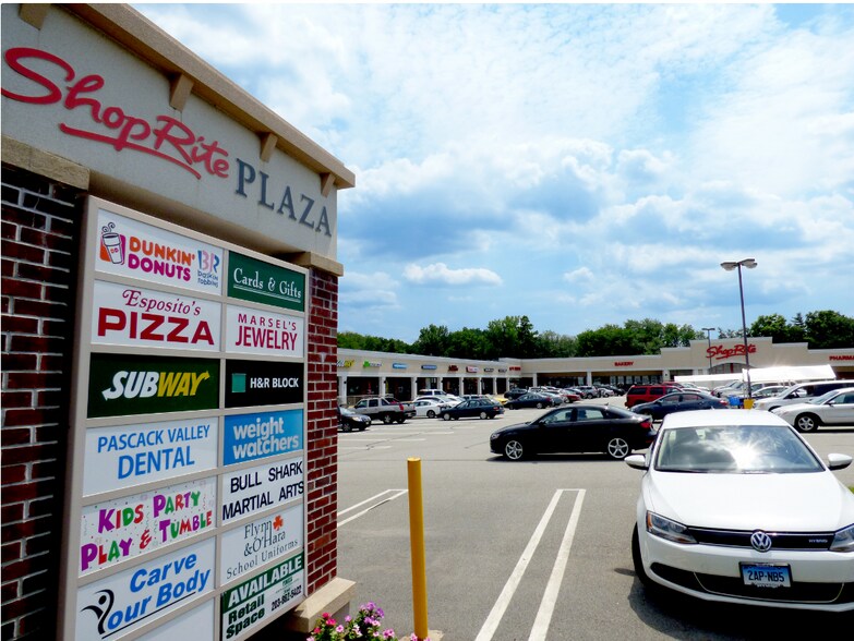 More Photos Of 411-495 Old Hook Rd, Emerson Unknown For Lease