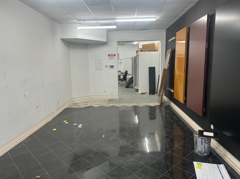 More Photos Of 711 Broadway, Westwood Warehouse For Lease