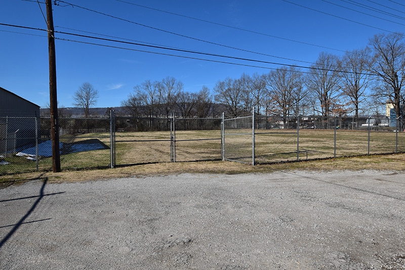 More Photos Of 4301 Rossville Blvd, Chattanooga Service For Lease