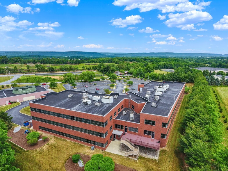 More Photos Of 8040 Carlson Rd, Harrisburg Office For Sale