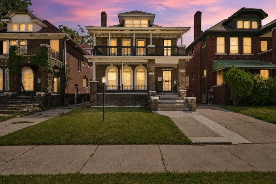Primary Photo Of 3273 Cortland St, Detroit Apartments For Sale