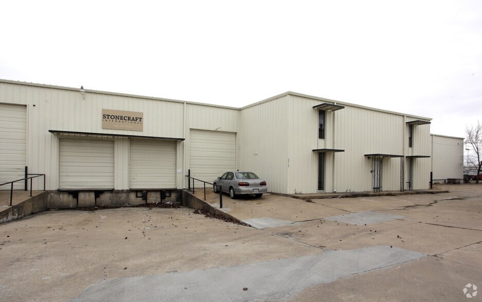 More Photos Of 9950-10110 E 55th Pl, Tulsa Manufacturing For Lease