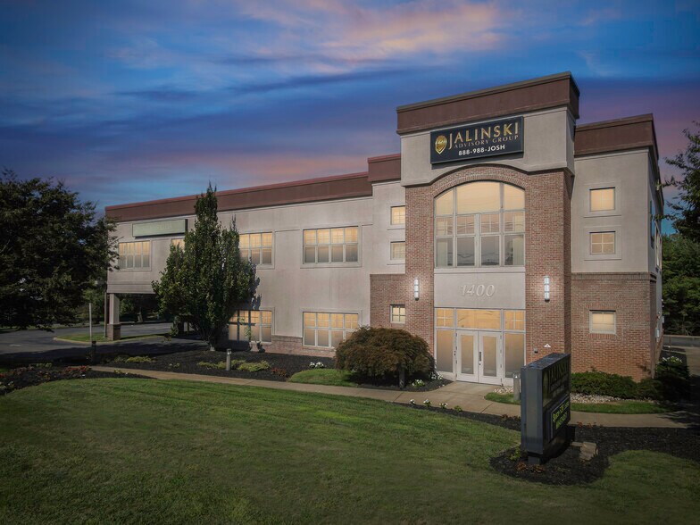 More Photos Of 1400 Hooper Ave, Toms River Coworking Space